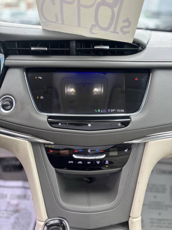 2020 Cadillac XT5 Premium Luxury