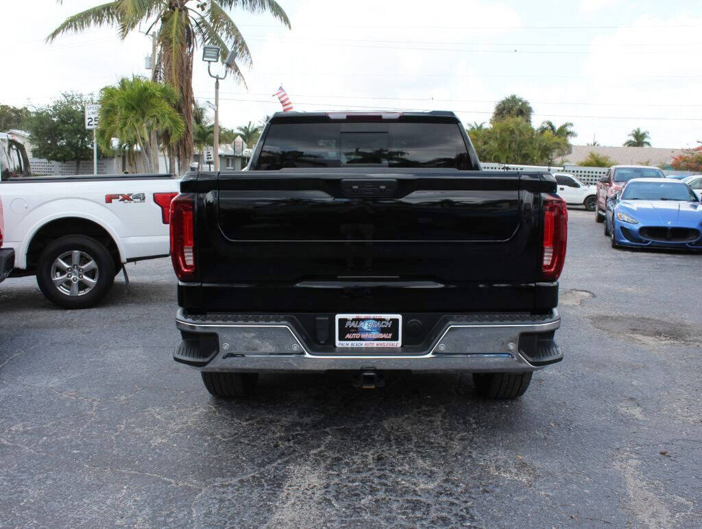 2022 GMC Sierra 1500  - $56,995