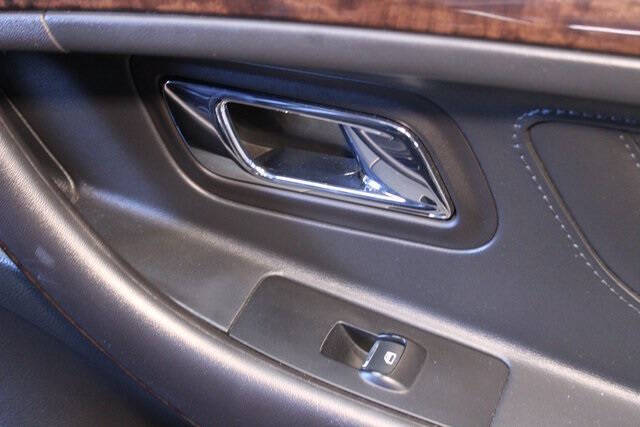 2016 Ford Taurus Limited