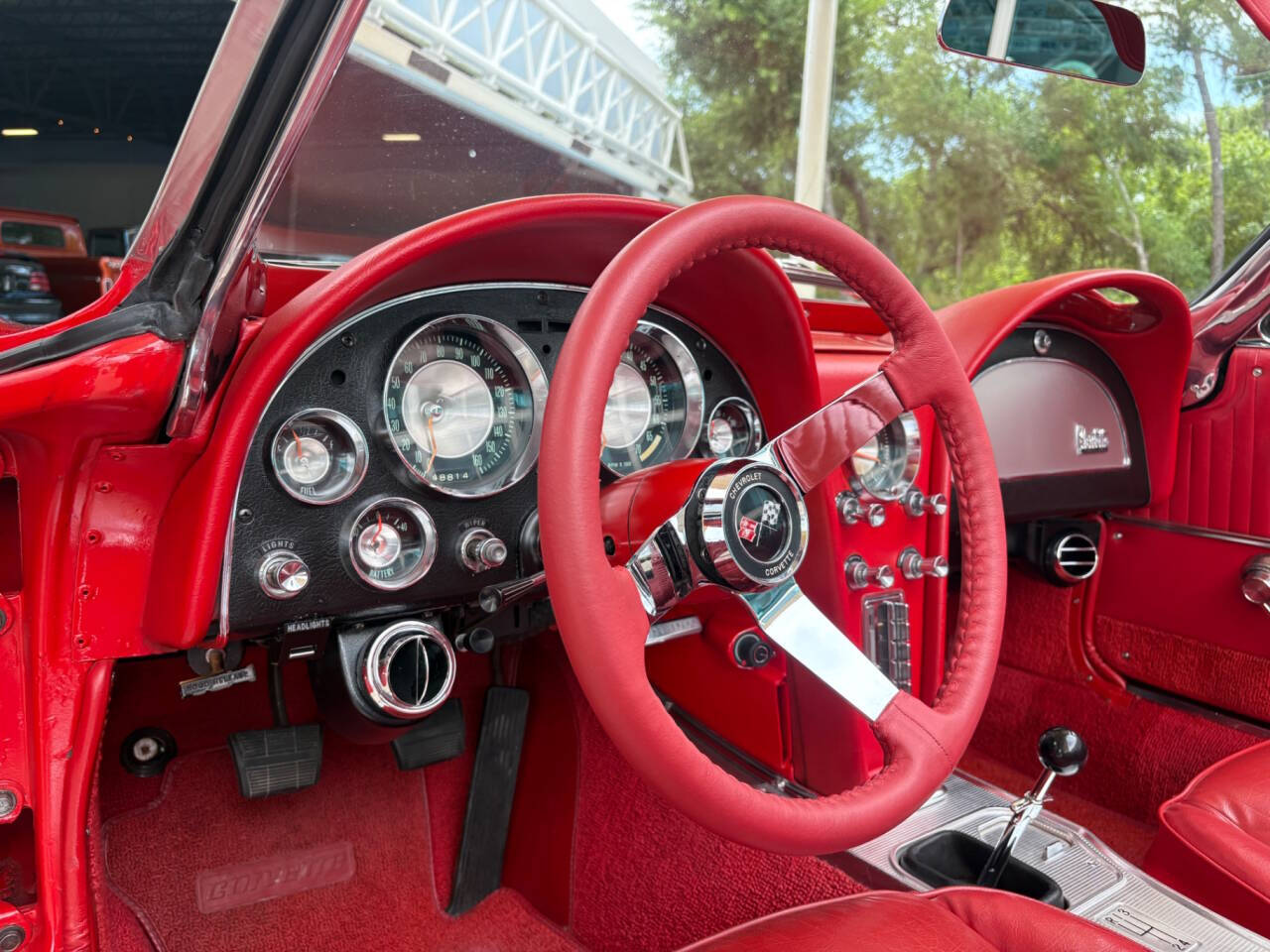 1963 Chevrolet Corvette 32