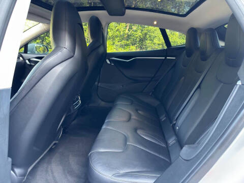 2015 Tesla Model S 85D