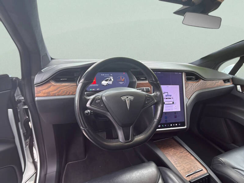 2019 Tesla Model X Standard Range