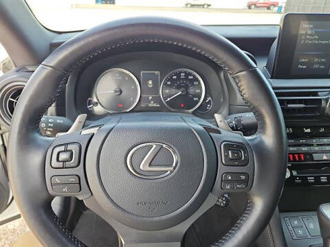 2024 Lexus IS 300