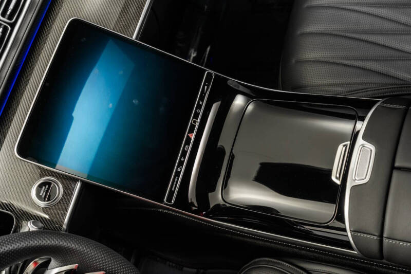 2025 Mercedes-Benz S-Class AMG S 63 E Performance