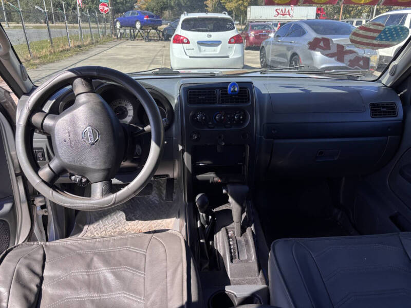 2004 Nissan Frontier XE-V6