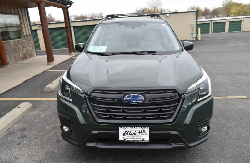 2024 Subaru Forester Premium