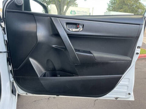 2017 Toyota Corolla LE