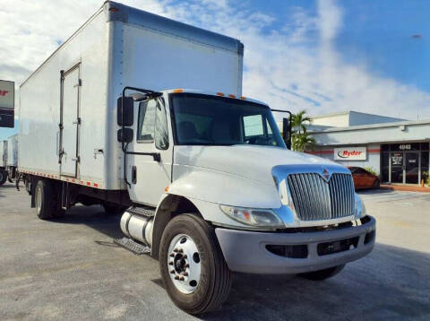 2019 International DuraStar 4300
