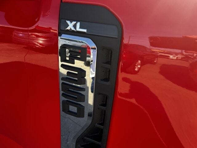 2025 Ford F-350 Super Duty XL