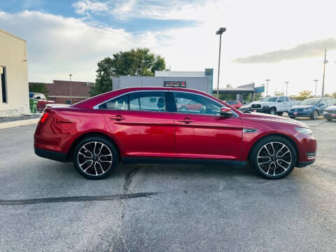 2018 Ford Taurus SEL