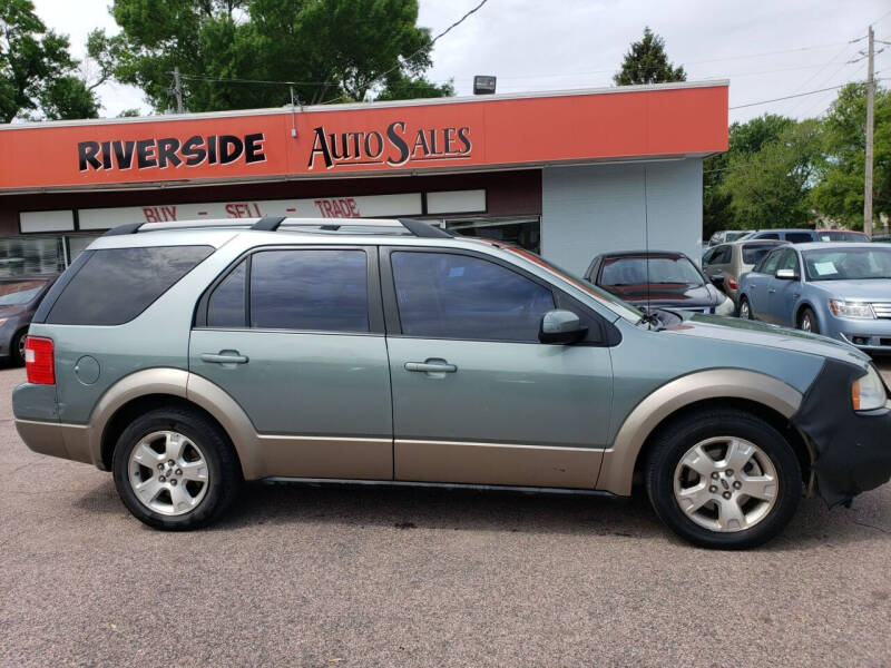 2005 Ford Freestyle for sale at RIVERSIDE AUTO SALES in Sioux City IA