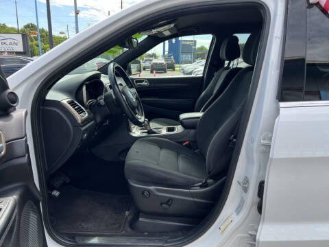 2016 Jeep Grand Cherokee Laredo E