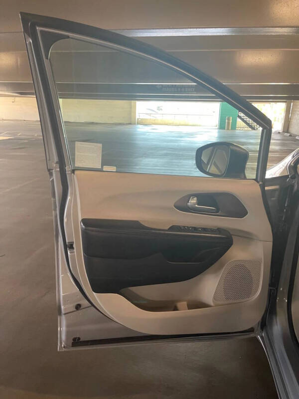 2017 Chrysler Pacifica Touring