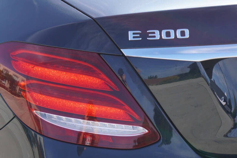 2017 Mercedes-Benz E-Class E 300