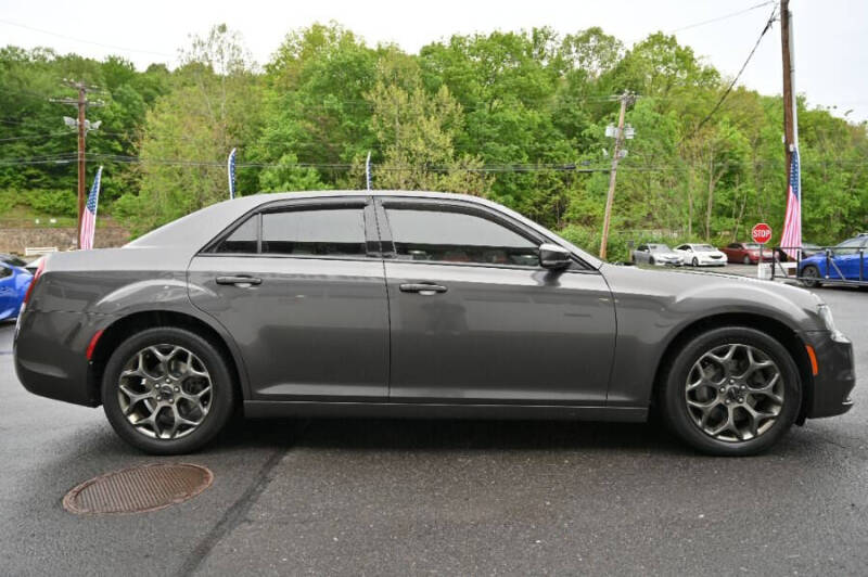 2017 Chrysler 300