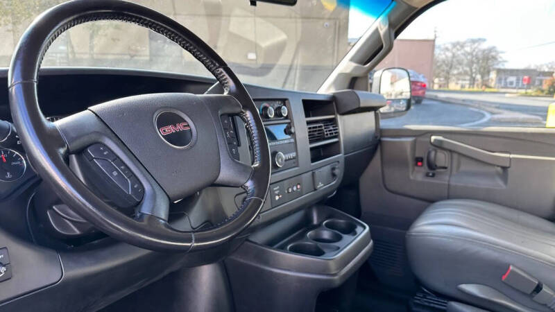 2020 GMC Savana 2500
