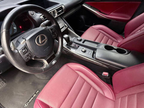 2019 Lexus IS 300