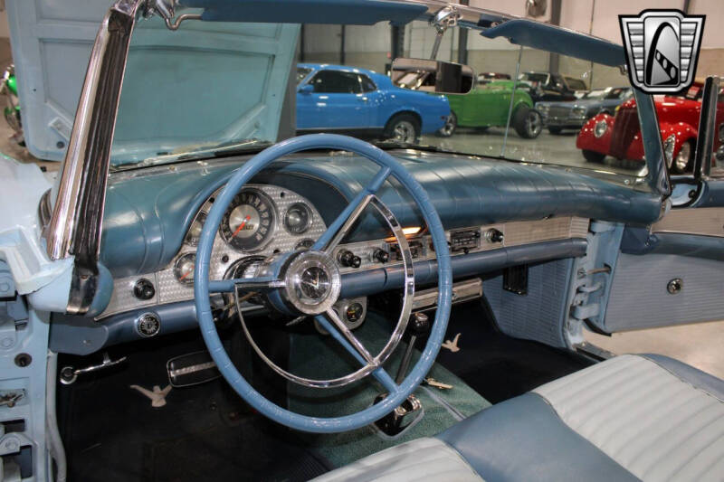 1957 Ford Thunderbird