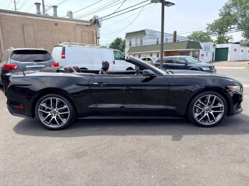 2017 Ford Mustang EcoBoost Premium