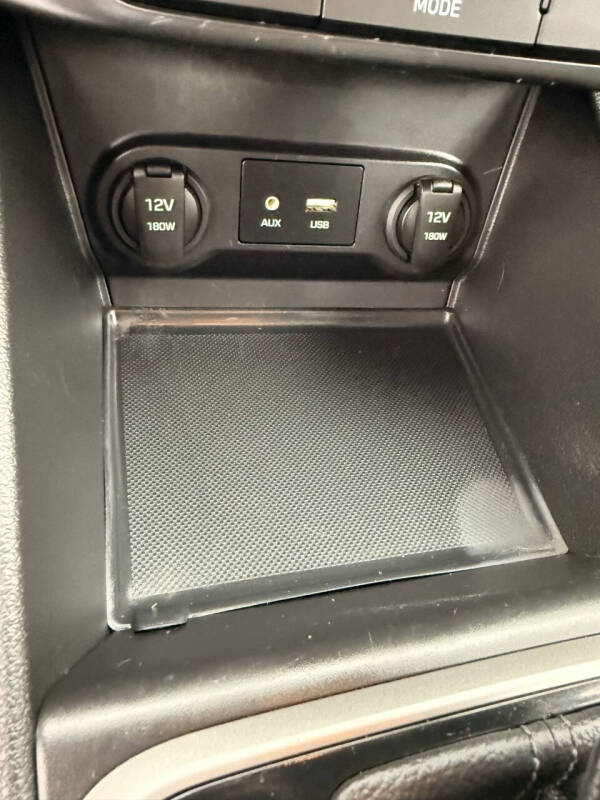 2020 Hyundai Accent SE