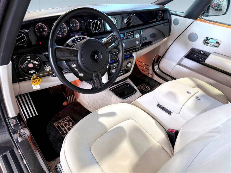 2012 Rolls-Royce Phantom Drophead Coupe 30