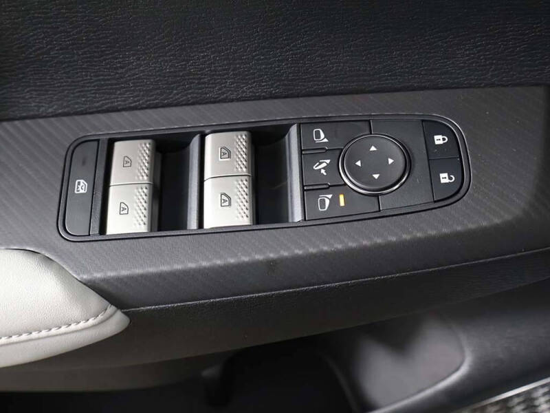 2025 Mitsubishi Outlander SEL Platinum Edition