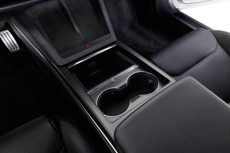 2022 Tesla Model S Plaid