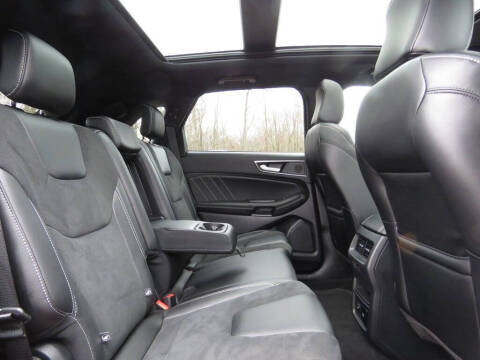 2021 Ford Edge ST