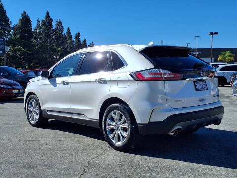 2019 Ford Edge Titanium