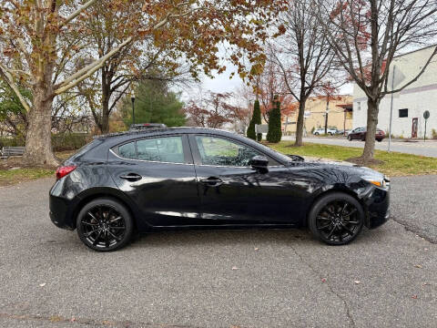 2017 Mazda MAZDA3 Touring 2.5