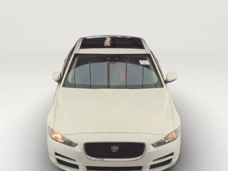 2018 Jaguar XE 25t Premium