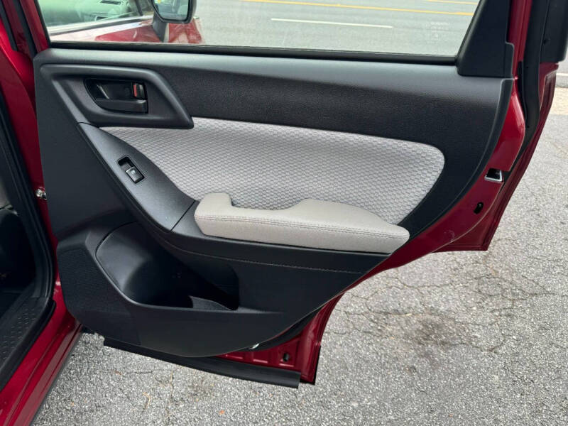 2017 Subaru Forester 2.5i