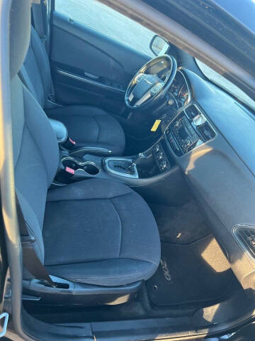 2012 Chrysler 200 Touring