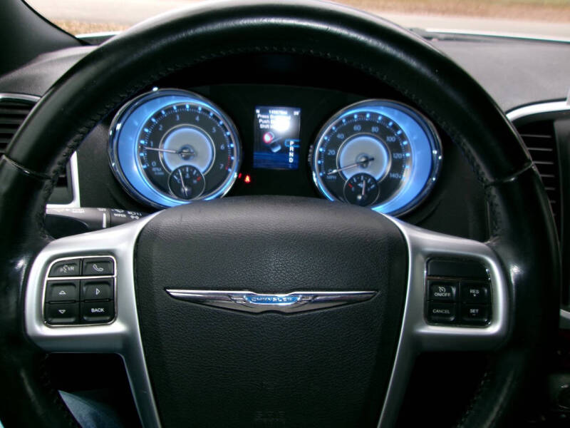 2012 Chrysler 300 Limited