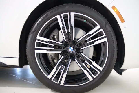 2023 BMW 7 Series 760i xDrive