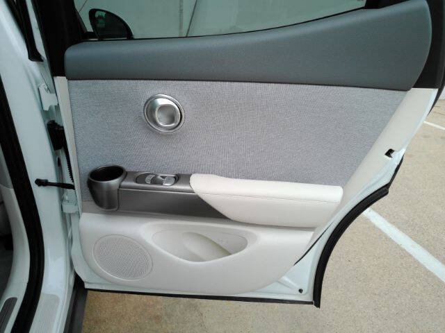 2024 Genesis GV60 Standard