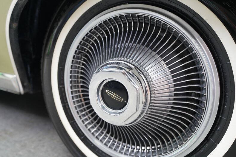 1969 Lincoln Continental