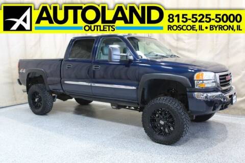 2005 GMC Sierra 2500HD for sale at AutoLand Outlets Inc in Roscoe IL