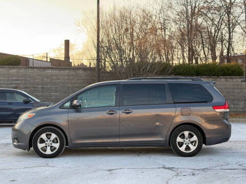 2013 Toyota Sienna