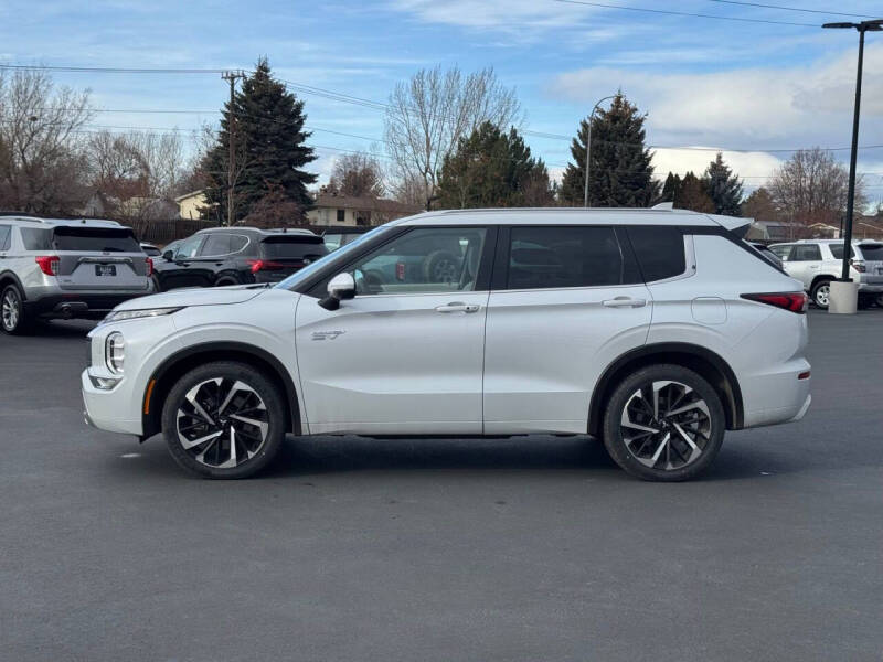2023 Mitsubishi Outlander PHEV SEL
