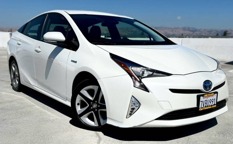 2016 Toyota Prius Four