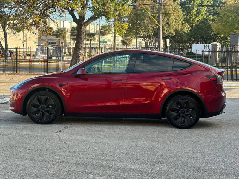 2025 Tesla Model Y Long Range
