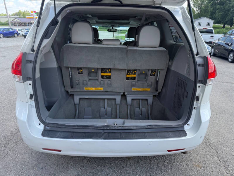 2014 Toyota Sienna Limited 7-Passenger