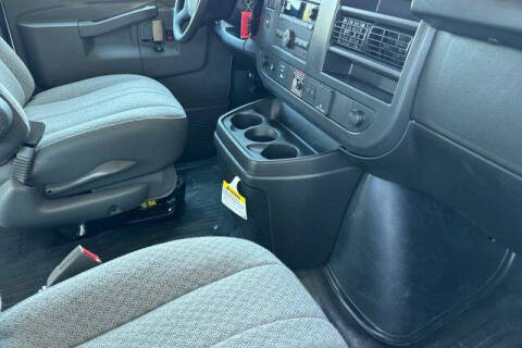 2026 GMC Savana 2500