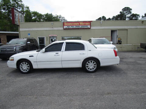 2006 Lincoln Town Car for sale at Downtown Motors in Milton FL