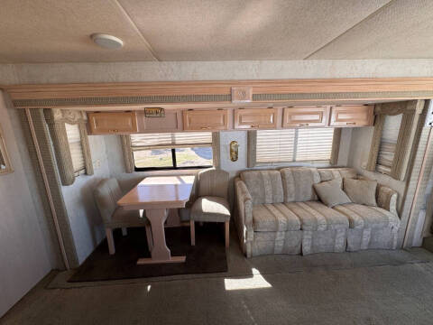 2001 Newmar Dutch Star