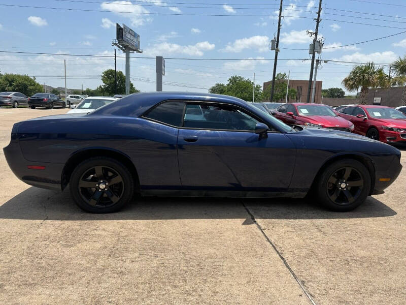 2014 Dodge Challenger SXT
