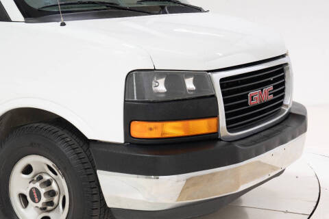 2017 GMC Savana 2500