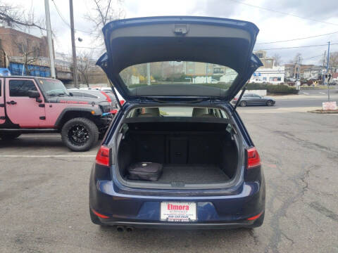 2016 Volkswagen Golf TSI SE