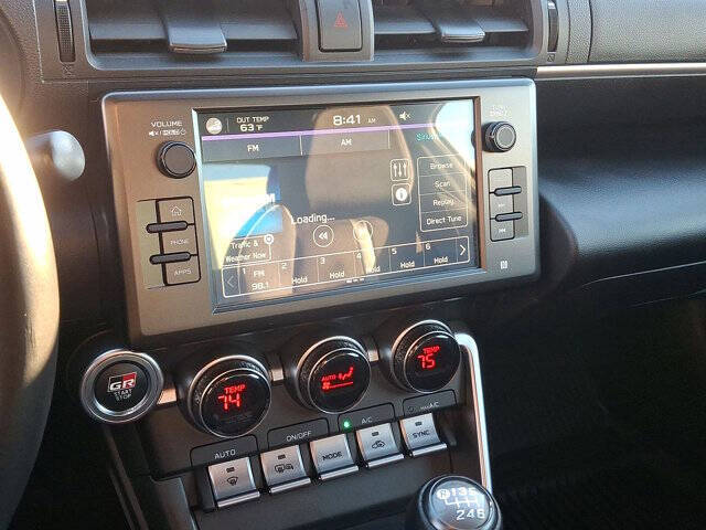 2024 Toyota GR86 Premium